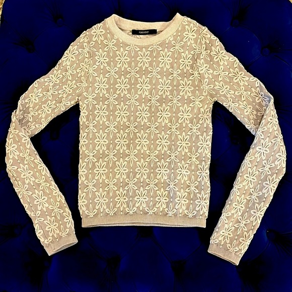 Forever 21 silver and white snowflake sweater - Picture 1 of 2